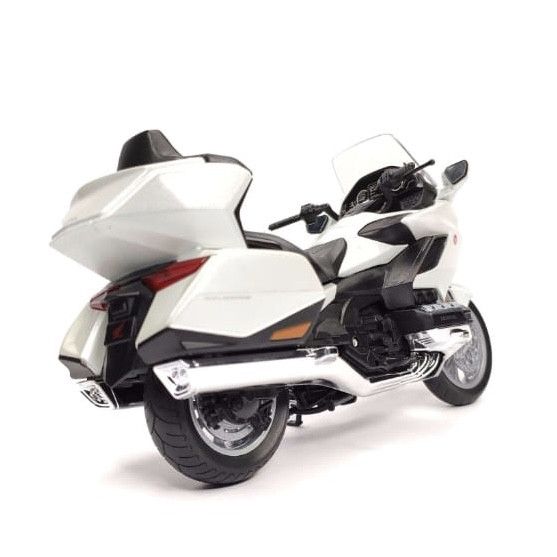 Коллекционная модель мотоцикла Honda Gold Wing - Масштаб 1:12 (Welly) цвет белый