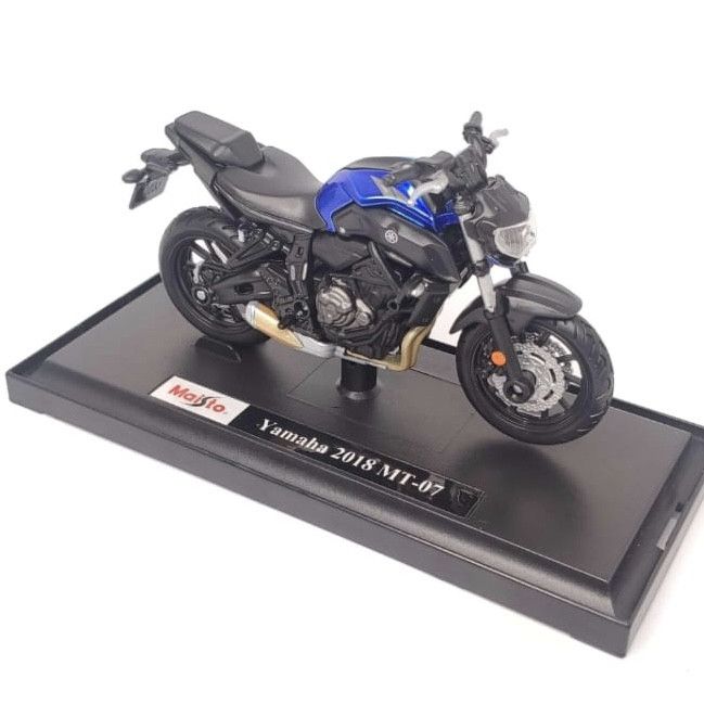 Коллекционная модель мотоцикла Yamaha MT-07 (2018) - Maisto 1:18 Special Edition Blue с матовыми черными деталями